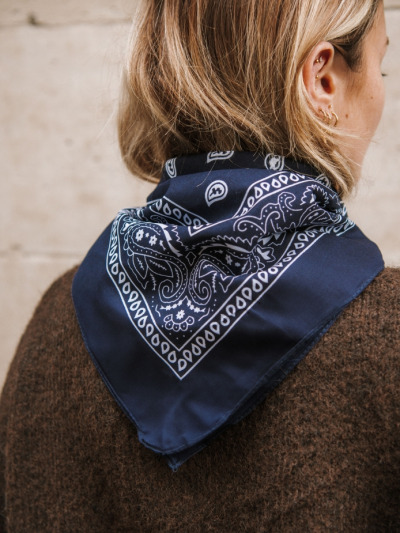 Bandana marine