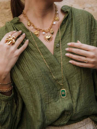 Collier long