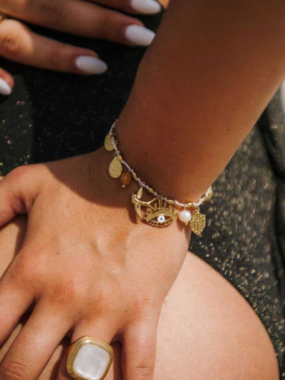 Bracelet charms colorés