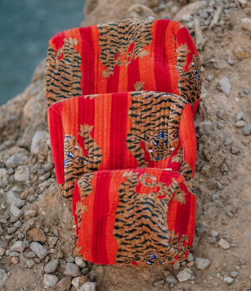 Pochette rouge tigre​